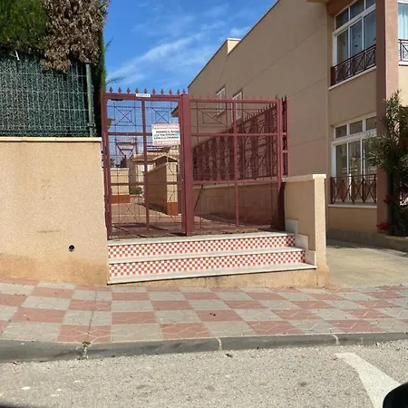 Apartment Bungalow Con Piscina Y Solarium Con Barbacoa *
